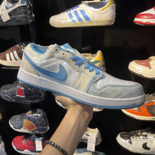 J1 Low 'Sky Blue'