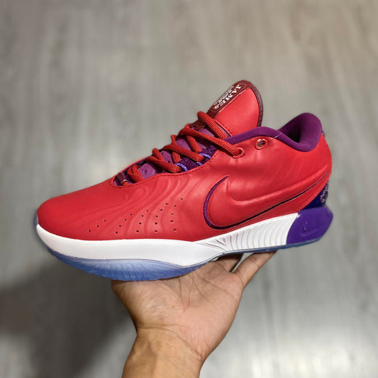 Lebron 21 'James Theater'