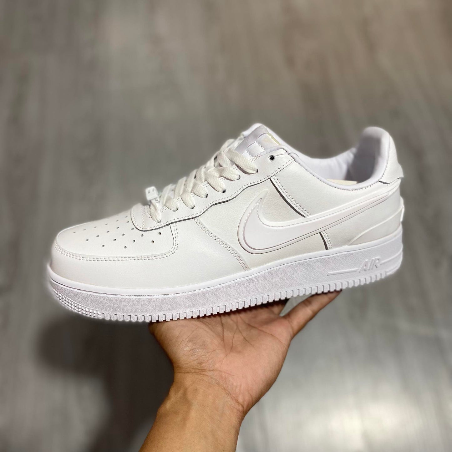 Ambush 'Triple White'