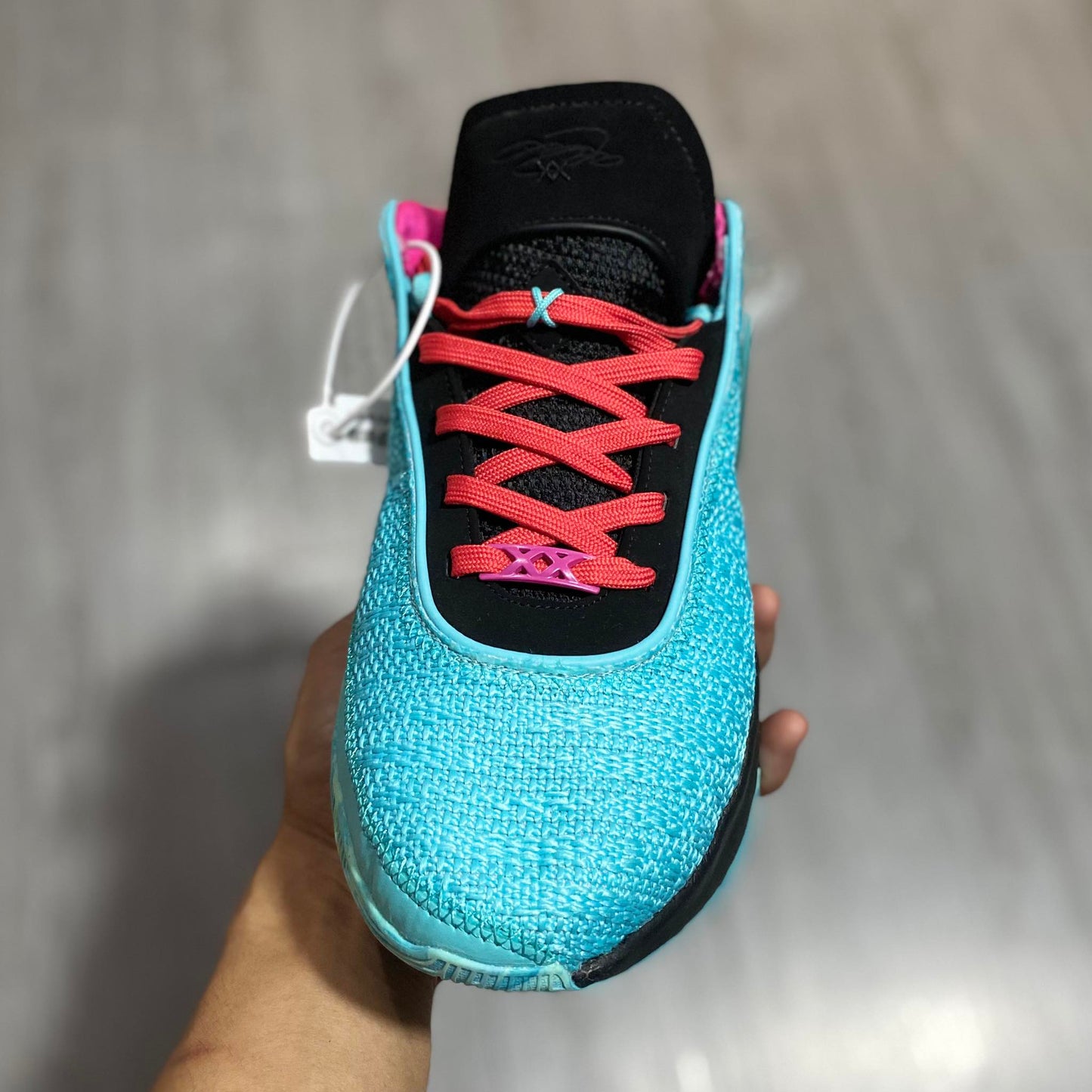 Lebron 20 'Lake Blue'