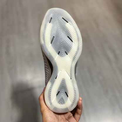 AE 1 'Metallic Silver'