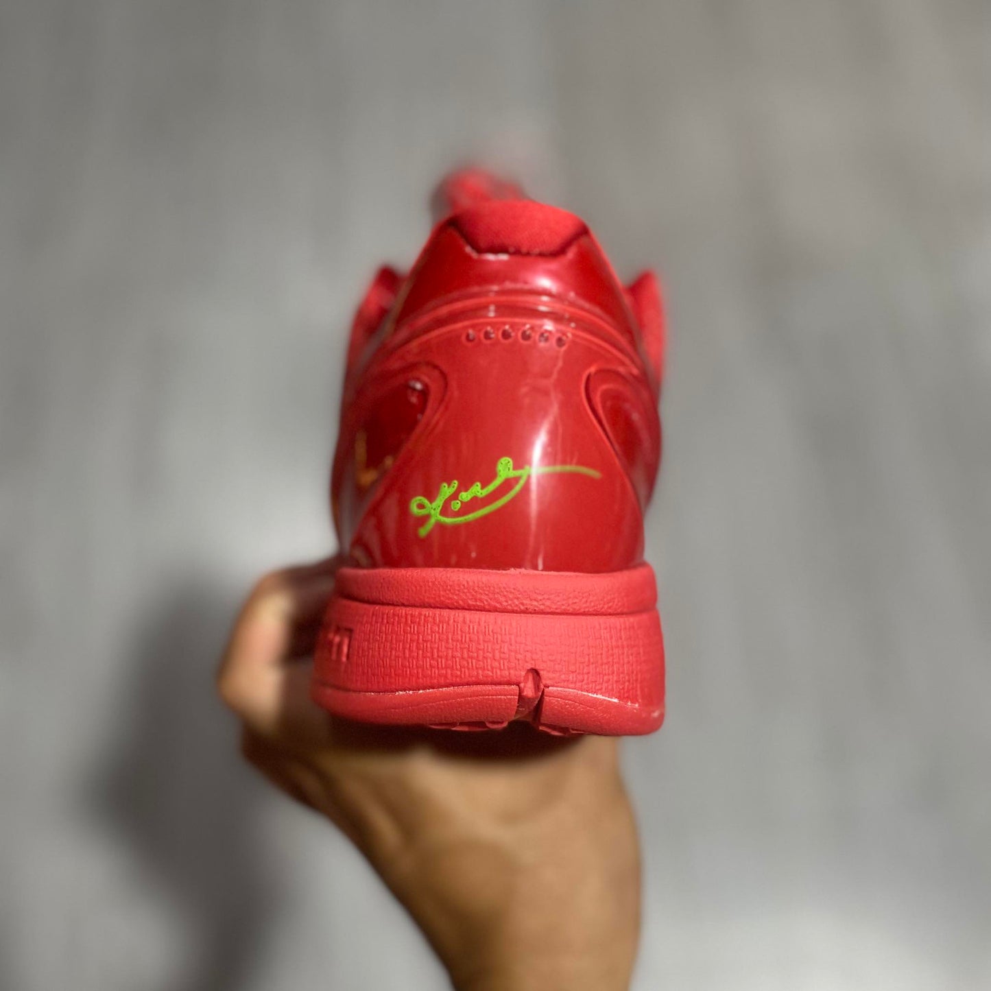 Kobe 6 ' Reverse Grinch'