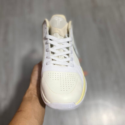 Kobe 5 'Off White'