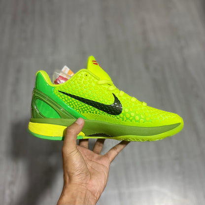 Kobe 6 'Grinch'