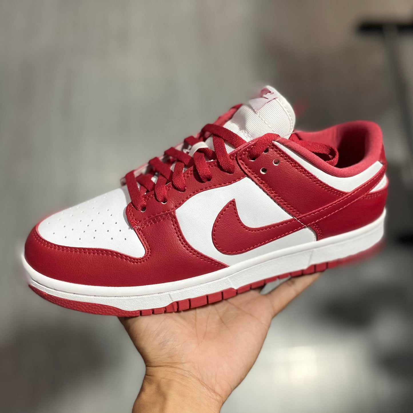 SB Dunk Low 'Red'