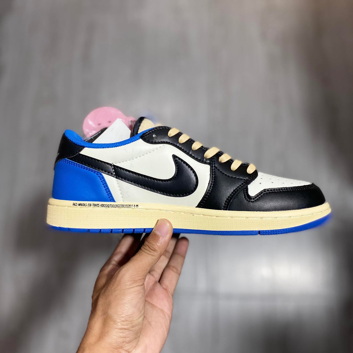 Travis Scott 'Fragment'