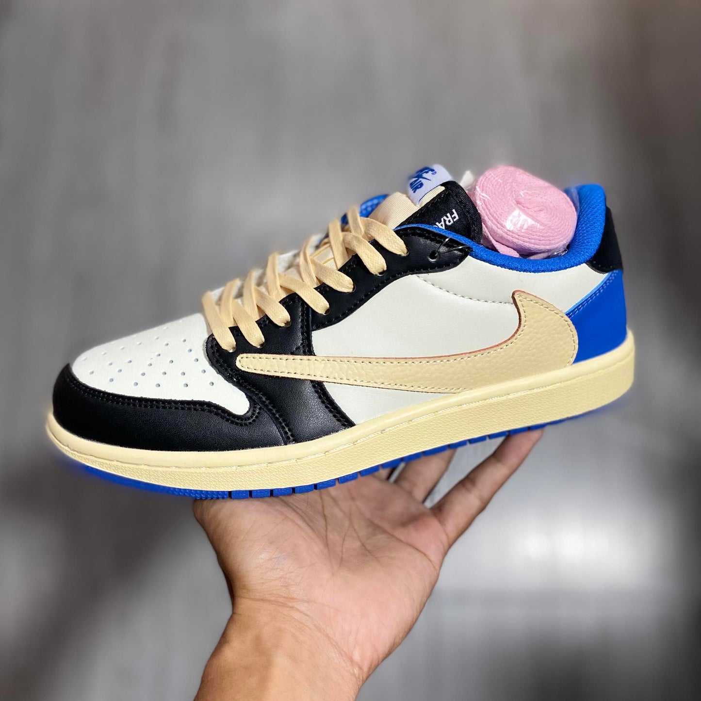 Travis Scott 'Fragment'