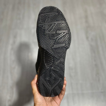 Kobe 4 'Gift of Mamba'