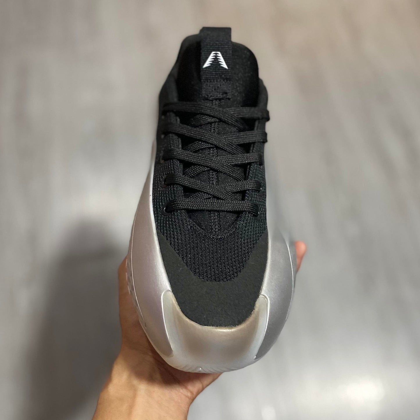 AE 1 'Metallic Silver'