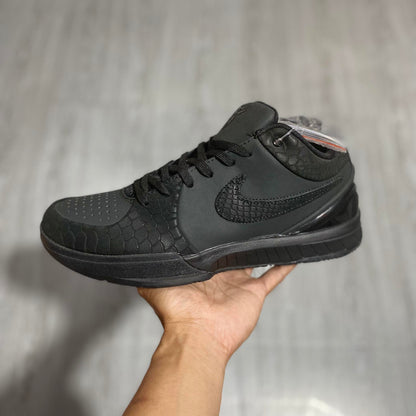 Kobe 4 'Gift of Mamba'