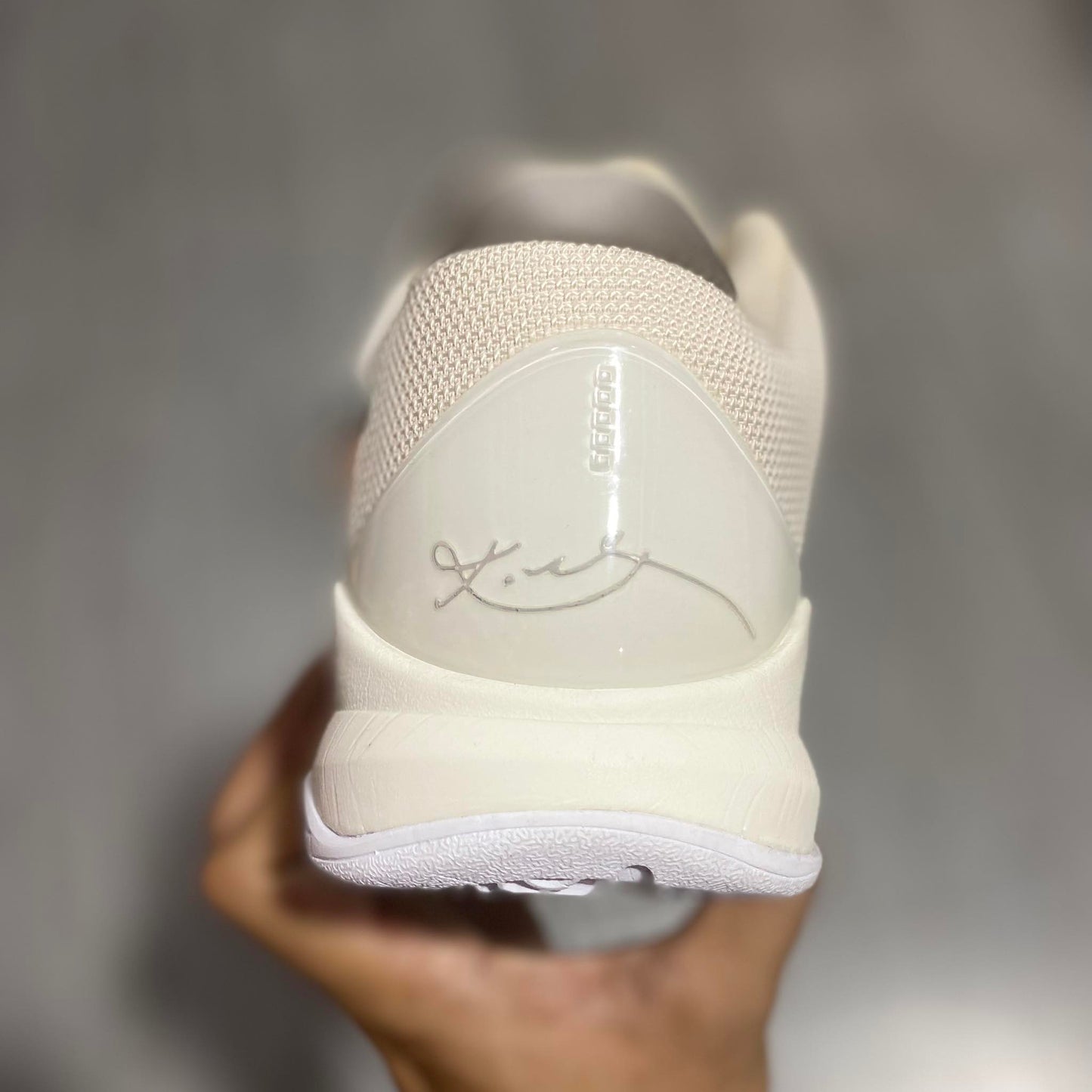 Kobe 5 'Off White'
