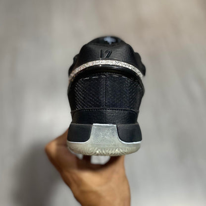 Ja Morant 1 'Midnight'