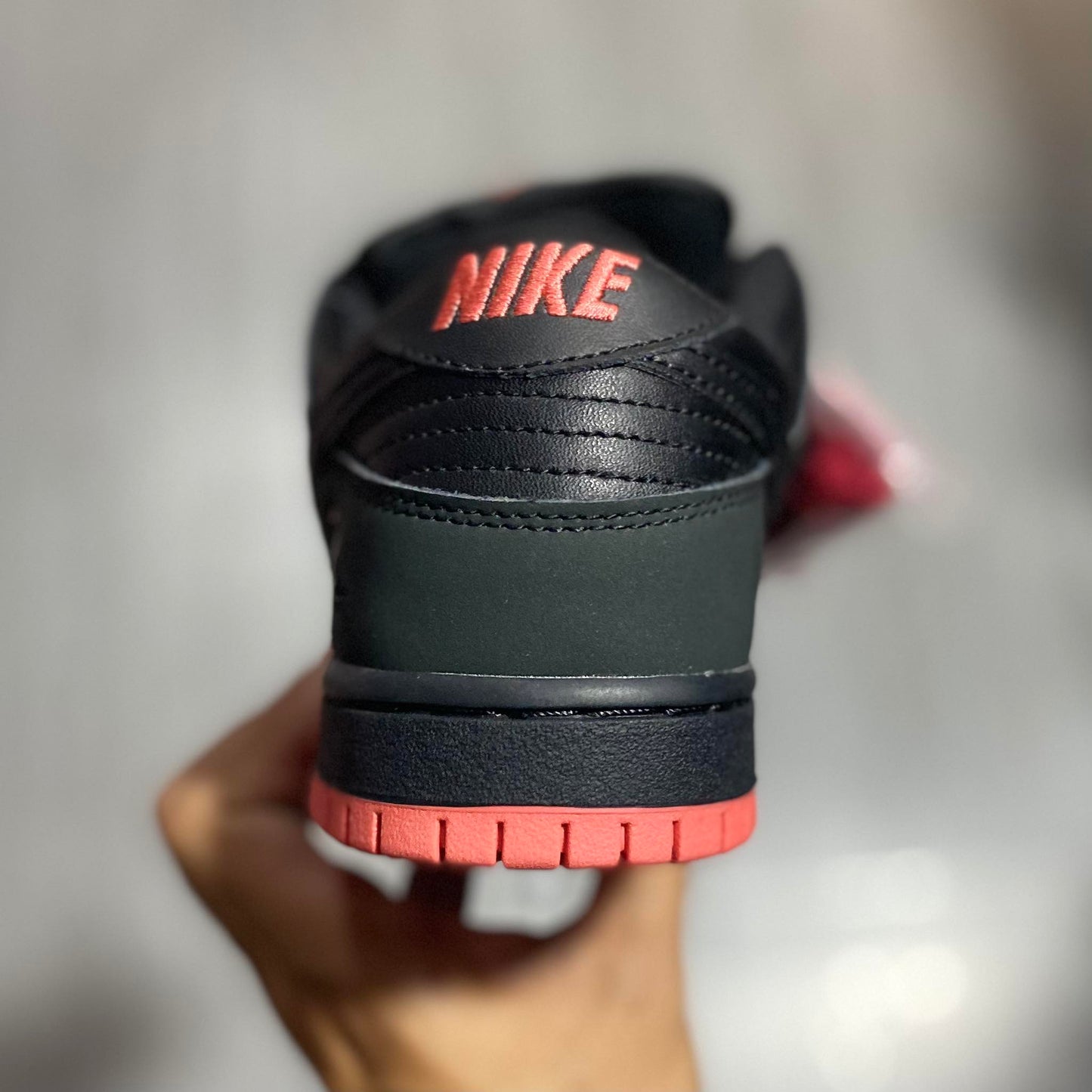 SB Dunk Low 'Pigeon'