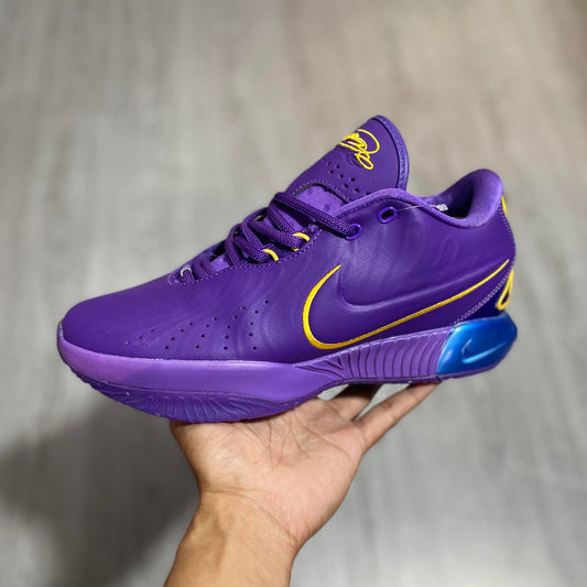 Lebron 21 'Purple'