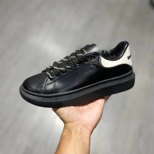 Alexander Mcqueen 'Black'