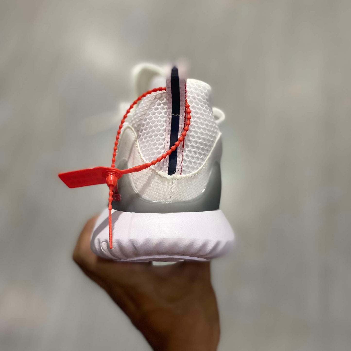 Alpha Bounce 'Cloud White'