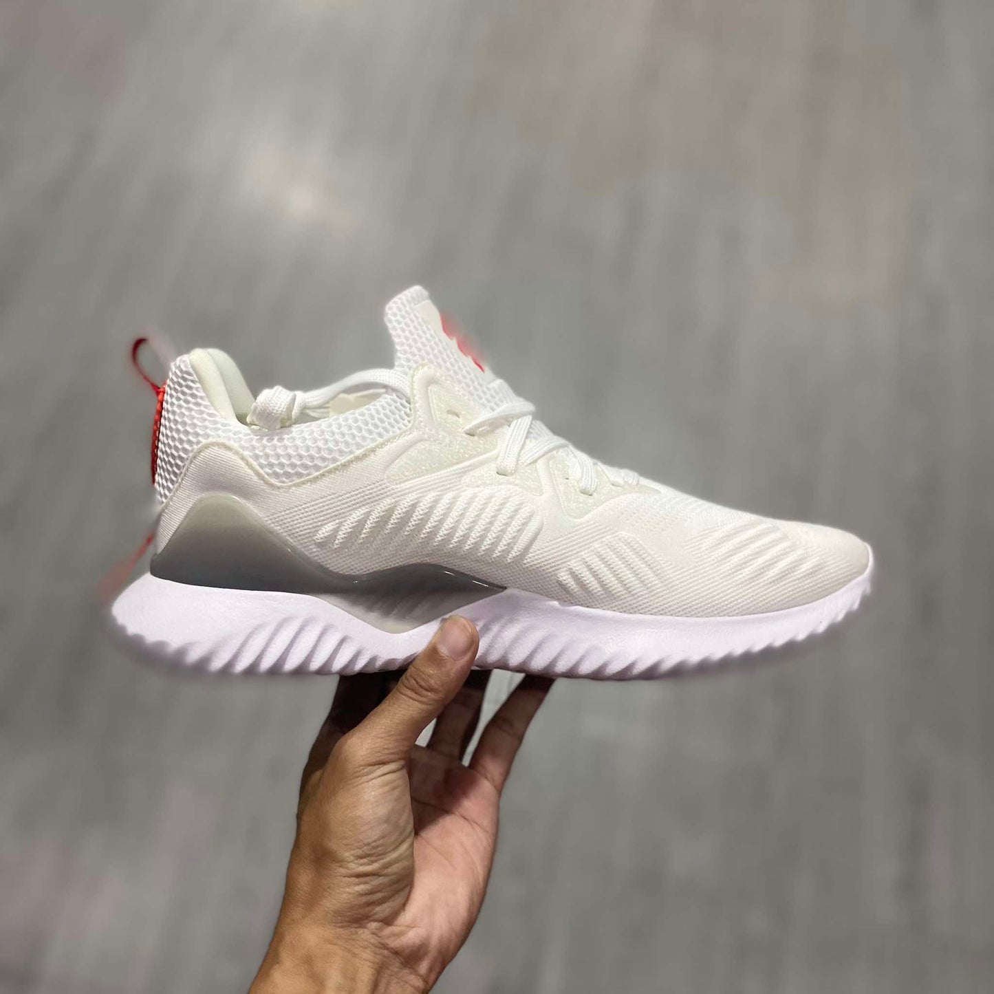 Alpha Bounce 'Cloud White'