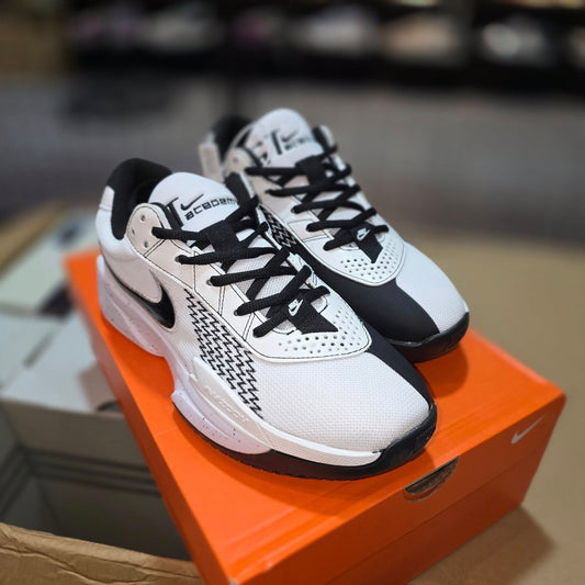 GT Cut Academy 'Oreo'