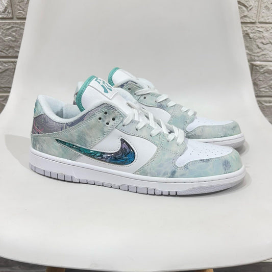 SB Dunk "Year Of The Dragon"